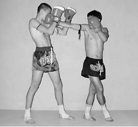 Аман Атилов, Бим Бэкман - 100 лучших приёмов тайландского бокса