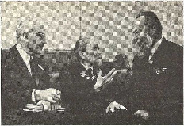 Бернгард Гржимек - Дикое животное и человек