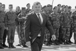 Иван Табуреткин - Сердюков гейт. Мебель, женщины, миллиарды. Жизнь и нравы...