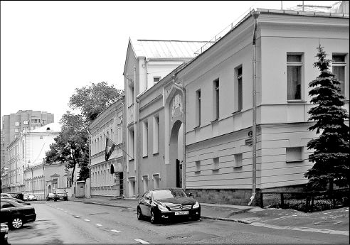 Сергей Романюк - Арбат. В лабиринте переулков