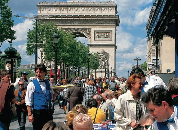 Петер Экерлин, Эльке Пастре и др. - Париж. Путеводитель