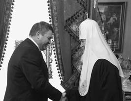 Иван Табуреткин - Сердюков гейт. Мебель, женщины, миллиарды. Жизнь и нравы...