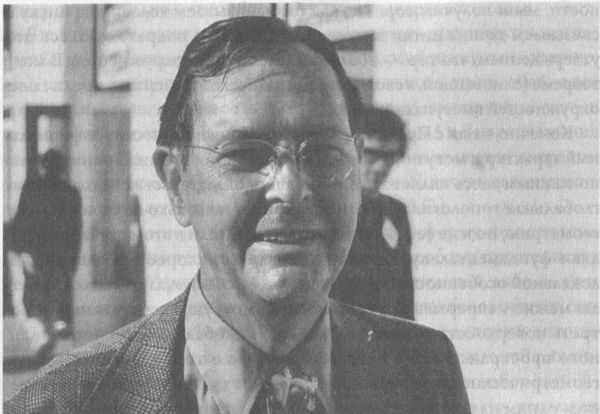 Шинтан Яу, Стив Надис - Теория струн и скрытые измерения Вселенной