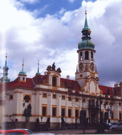 Александр Розенберг - Прага: короли, алхимики, привидения и... пиво!