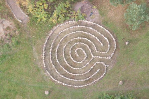 Владимир Жикаренцев - Тайна лабиринтов. Для чего они были созданы и как брать...