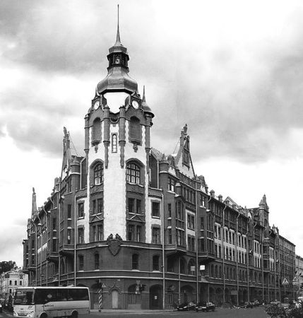 Зоя Юркова - Сенная площадь. Вчера, сегодня, завтра