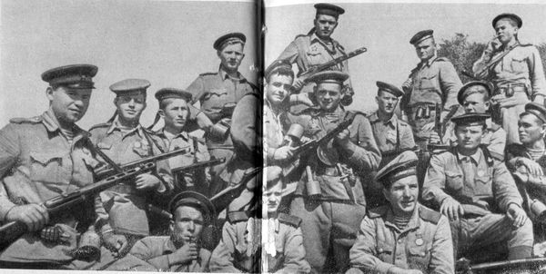 Георгий Соколов - Малая земля