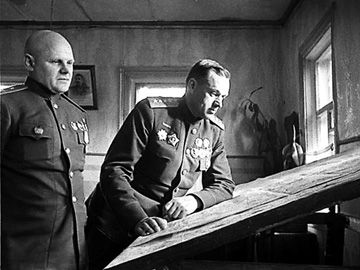 Владимир Побочный, Людмила Антонова - Курская великая битва (01.06.1943 -...