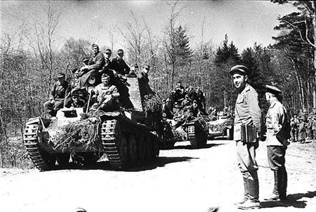 Владимир Побочный, Людмила Антонова - Курская великая битва (01.06.1943 -...