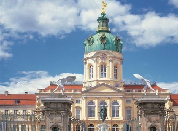 Р. Менх, М. Эккольт и др. - Берлин. Путеводитель