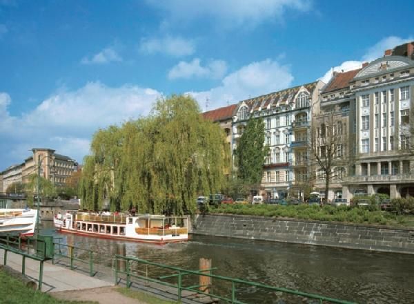 Р. Менх, М. Эккольт и др. - Берлин. Путеводитель