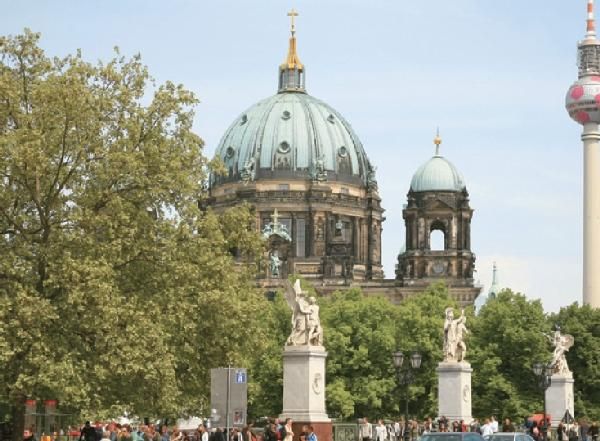 Р. Менх, М. Эккольт и др. - Берлин. Путеводитель