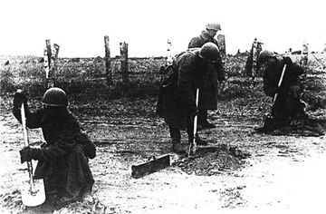 Владимир Побочный, Людмила Антонова - Курская великая битва (01.06.1943 -...