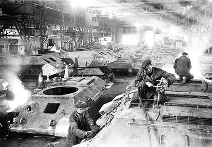 Владимир Побочный, Людмила Антонова - Курская великая битва (01.06.1943 -...