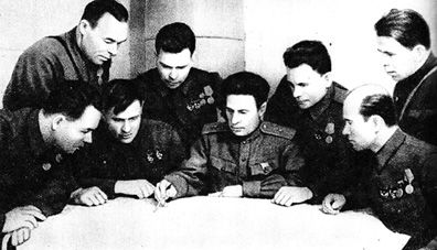 Владимир Побочный, Людмила Антонова - Курская великая битва (01.06.1943 -...