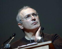 читать Путинское десятилетие оказалось вычеркнутым из жизни России временем