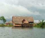 читать Меж зеркал воды и неба